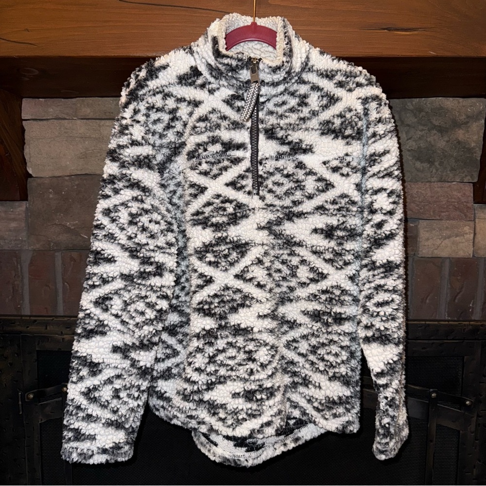 Cozy Black and White Fleece Pullover